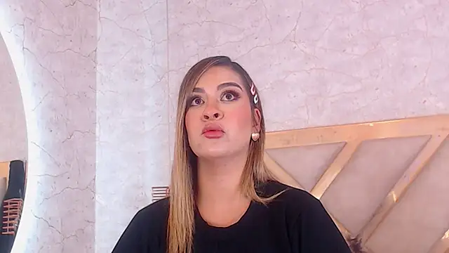 Snapshot of JoannaStanford chatting on 02/02/26, 06:39 JoannaStanford online show from 02/02/26, 06:39