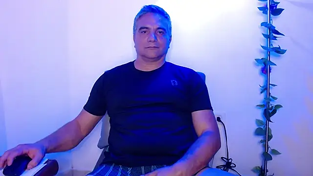 golden punisher online show from 03/17/25, 09:55