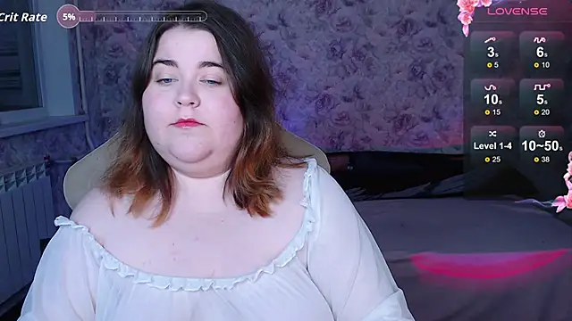 Snapshot of Estelle_Hicks chatting on 10/02/25, 06:26 Estelle Hicks online show from 10/02/25, 06:26