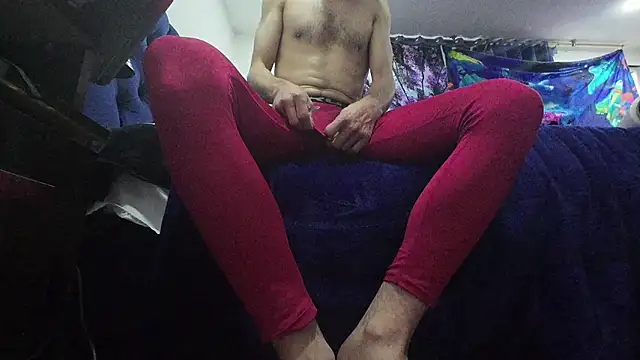 Snapshot of slendt94 chatting on 04/14/26, 08:26 slendt94 online show from 04/14/26, 08:26