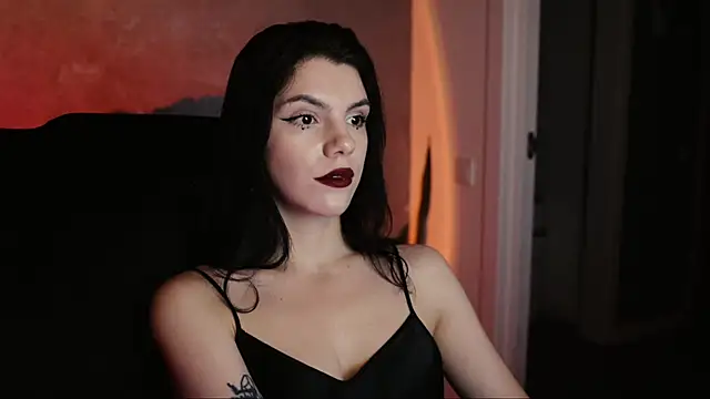 Snapshot of mistress__rochelle chatting on 03/03/25, 11:56 mistress  rochelle online show from 03/03/25, 11:56