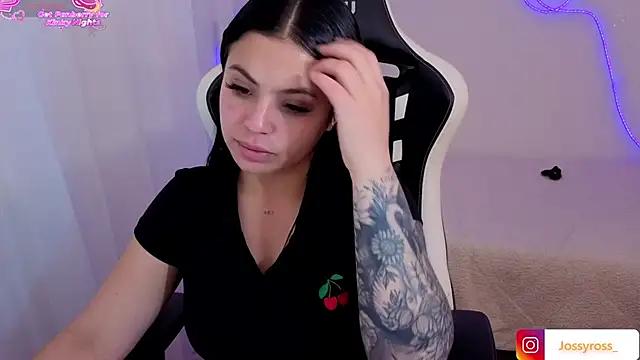 Victoryyy  online show from 02/04/26, 07:53