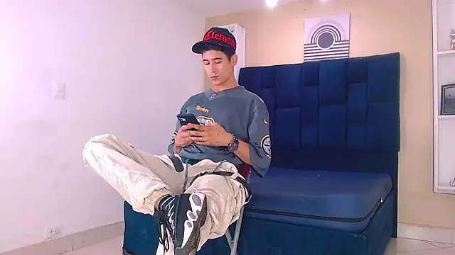 Jhonn Rhyss online show from 01/11/25, 02:52