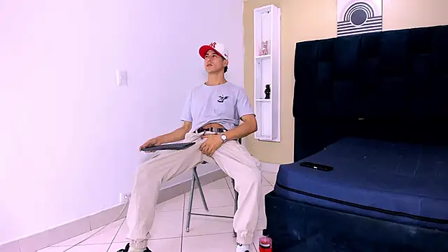 Jhonn Rhyss online show from 03/03/25, 01:42