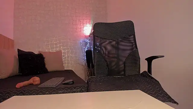 Bella desi  online show from 01/04/25, 03:17