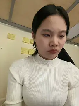 Snapshot of Be-MyMy chatting on 01/01/25, 01:48 Be-MyMy online show from 01/01/25, 01:48