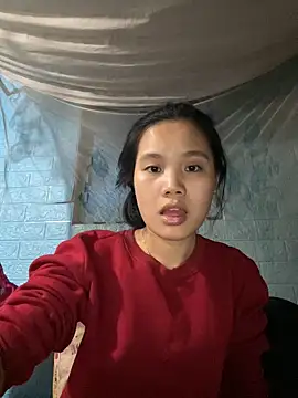 Snapshot of Be-MyMy chatting on 01/19/25, 12:28 Be-MyMy online show from 01/19/25, 12:28