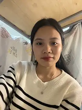 Snapshot of Be-MyMy chatting on 02/19/25, 03:16 Be-MyMy online show from 02/19/25, 03:16