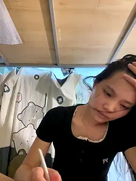 Snapshot of Be-MyMy chatting on 09/23/25, 03:15 Be-MyMy online show from 09/23/25, 03:15