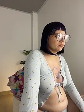 sophia goth online show from 11/14/25, 12:09