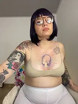 sophia goth online show from 11/19/25, 12:21