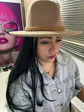 Snapshot of marta201_alfaro chatting on 02/03/25, 06:17 marta201 alfaro online show from 02/03/25, 06:17