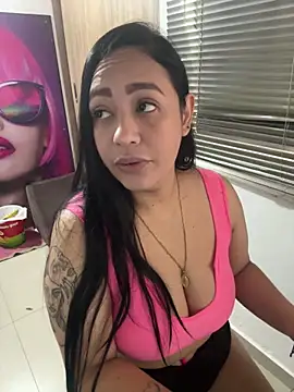 Snapshot of marta201_alfaro chatting on 02/21/25, 01:11 marta201 alfaro online show from 02/21/25, 01:11