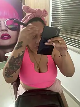 Snapshot of marta201_alfaro chatting on 03/03/25, 06:33 marta201 alfaro online show from 03/03/25, 06:33