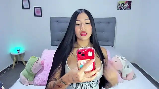 Snapshot of Agataowens chatting on 01/25/25, 12:06 Agataowens online show from 01/25/25, 12:06