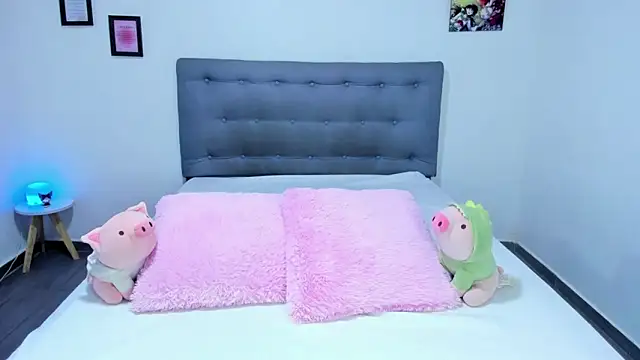 Snapshot of Agataowens chatting on 02/13/25, 01:40 Agataowens online show from 02/13/25, 01:40