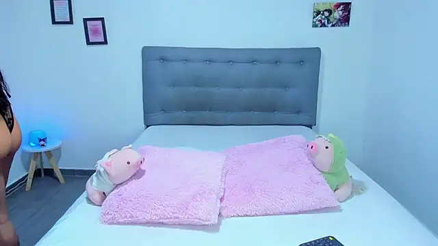 Snapshot of Agataowens chatting on 03/21/25, 03:44 Agataowens online show from 03/21/25, 03:44