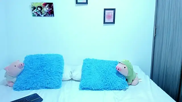 Snapshot of Agataowens chatting on 10/24/25, 01:03 Agataowens online show from 10/24/25, 01:03