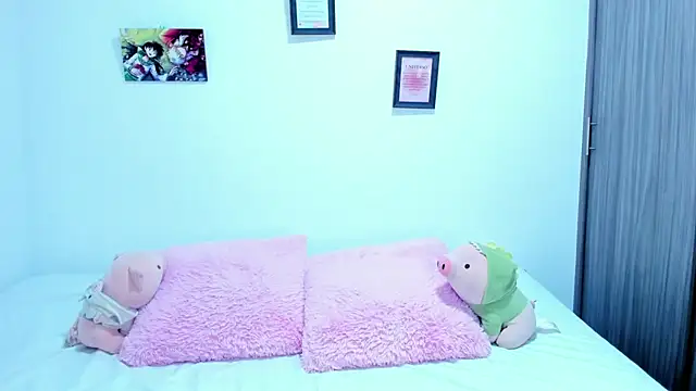 Snapshot of Agataowens chatting on 01/09/26, 02:03 Agataowens online show from 01/09/26, 02:03