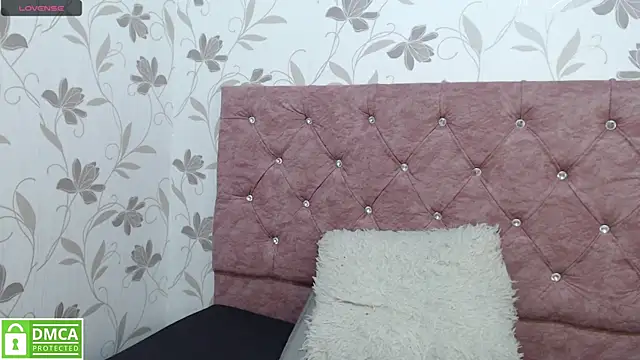 Susy thomson online show from 02/23/25, 02:29