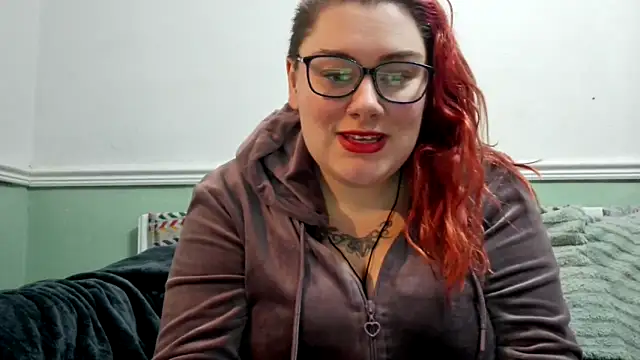 Bustycurves online show from 01/06/25, 07:35