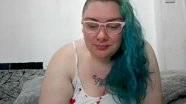 Snapshot of Bustycurves chatting on 05/30/26, 11:46 Bustycurves online show from 05/30/26, 11:46