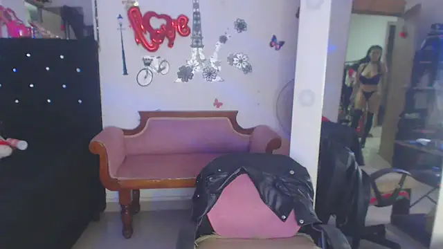 Snapshot of brigitht chatting on 05/29/26, 01:25 brigitht online show from 05/29/26, 01:25