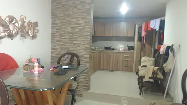 Snapshot of brigitht chatting on 06/06/26, 11:42 brigitht online show from 06/06/26, 11:42