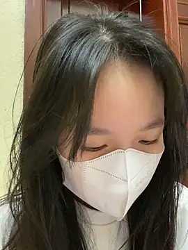 Snapshot of minmin2kk5 chatting on 01/09/25, 03:34 minmin2kk5 online show from 01/09/25, 03:34