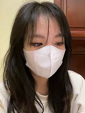 Snapshot of minmin2kk5 chatting on 01/11/25, 04:57 minmin2kk5 online show from 01/11/25, 04:57