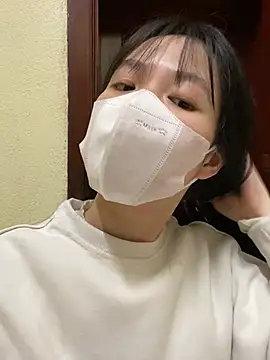 Snapshot of minmin2kk5 chatting on 02/25/25, 02:33 minmin2kk5 online show from 02/25/25, 02:33