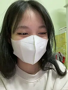 Snapshot of minmin2kk5 chatting on 03/04/25, 05:32 minmin2kk5 online show from 03/04/25, 05:32