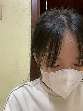 Snapshot of minmin2kk5 chatting on 03/04/25, 02:10 minmin2kk5 online show from 03/04/25, 02:10