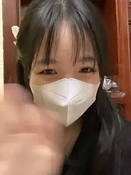 Snapshot of minmin2kk5 chatting on 03/09/25, 03:27 minmin2kk5 online show from 03/09/25, 03:27