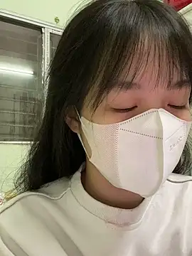 Snapshot of minmin2kk5 chatting on 03/17/25, 07:13 minmin2kk5 online show from 03/17/25, 07:13