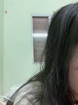 Snapshot of minmin2kk5 chatting on 03/19/25, 02:48 minmin2kk5 online show from 03/19/25, 02:48