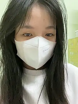 Snapshot of minmin2kk5 chatting on 03/20/25, 07:47 minmin2kk5 online show from 03/20/25, 07:47