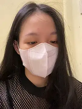 Snapshot of minmin2kk5 chatting on 09/13/25, 03:01 minmin2kk5 online show from 09/13/25, 03:01