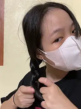 Snapshot of minmin2kk5 chatting on 10/10/25, 02:49 minmin2kk5 online show from 10/10/25, 02:49