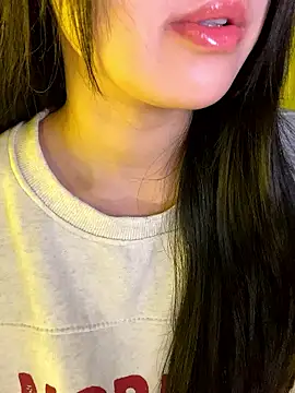 minmin2kk5 online show from 01/14/26, 03:12