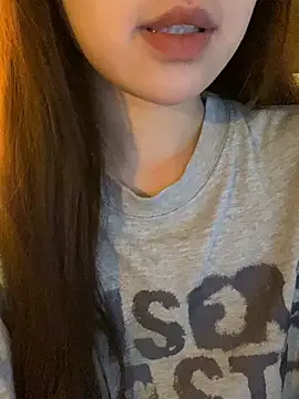 minmin2kk5 online show from 03/18/26, 02:53