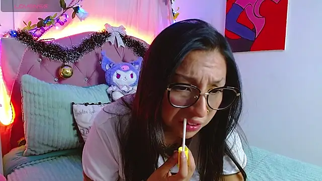 Snapshot of Littlerouse_ chatting on 12/06/24, 01:51 Littlerouse  online show from 12/06/24, 01:51