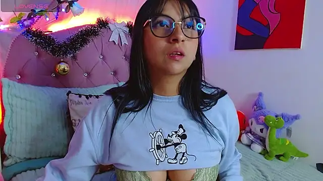 Snapshot of Littlerouse_ chatting on 01/10/25, 05:26 Littlerouse  online show from 01/10/25, 05:26