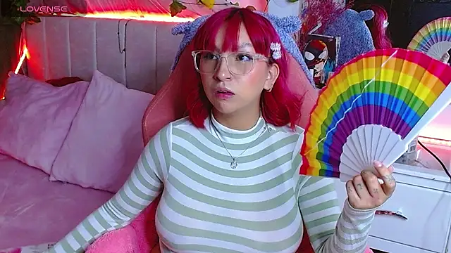 Snapshot of Littlerouse_ chatting on 10/03/25, 05:04 Littlerouse  online show from 10/03/25, 05:04