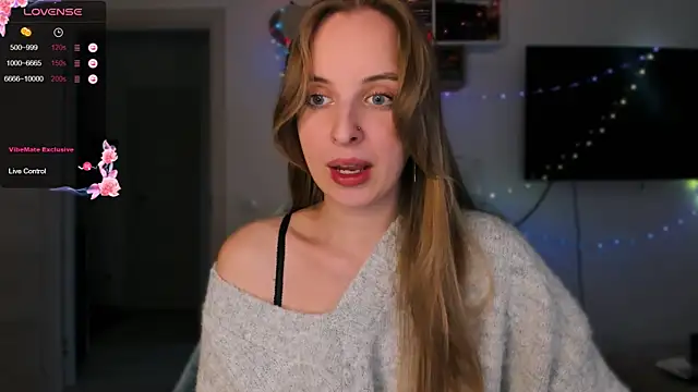 Snapshot of violet_blue_eyes chatting on 12/04/25, 10:57 violet blue eyes online show from 12/04/25, 10:57