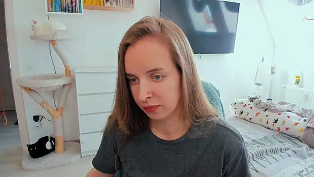 violet blue eyes online show from 06/22/26, 02:14