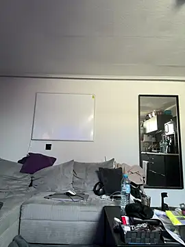 Snapshot of Livewithlucy chatting on 03/14/25, 09:24 Livewithlucy online show from 03/14/25, 09:24