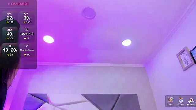 saracaball  online show from 03/13/25, 03:00