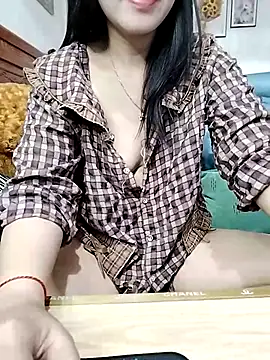 cream1299 online show from 03/09/25, 09:36