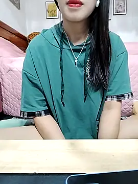 cream1299 online show from 09/24/25, 12:25